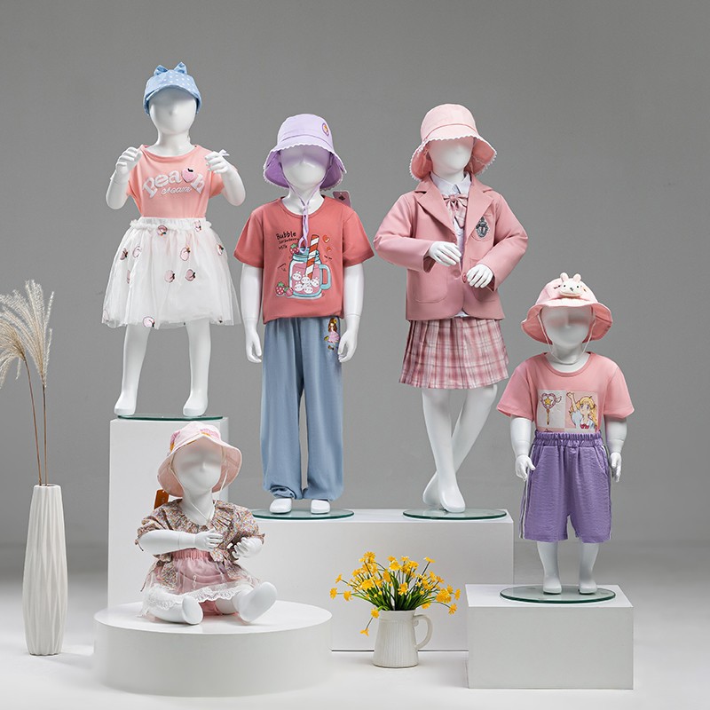 Accessoires de mannequin pour  - Baby Clothing Stores avis et prix
